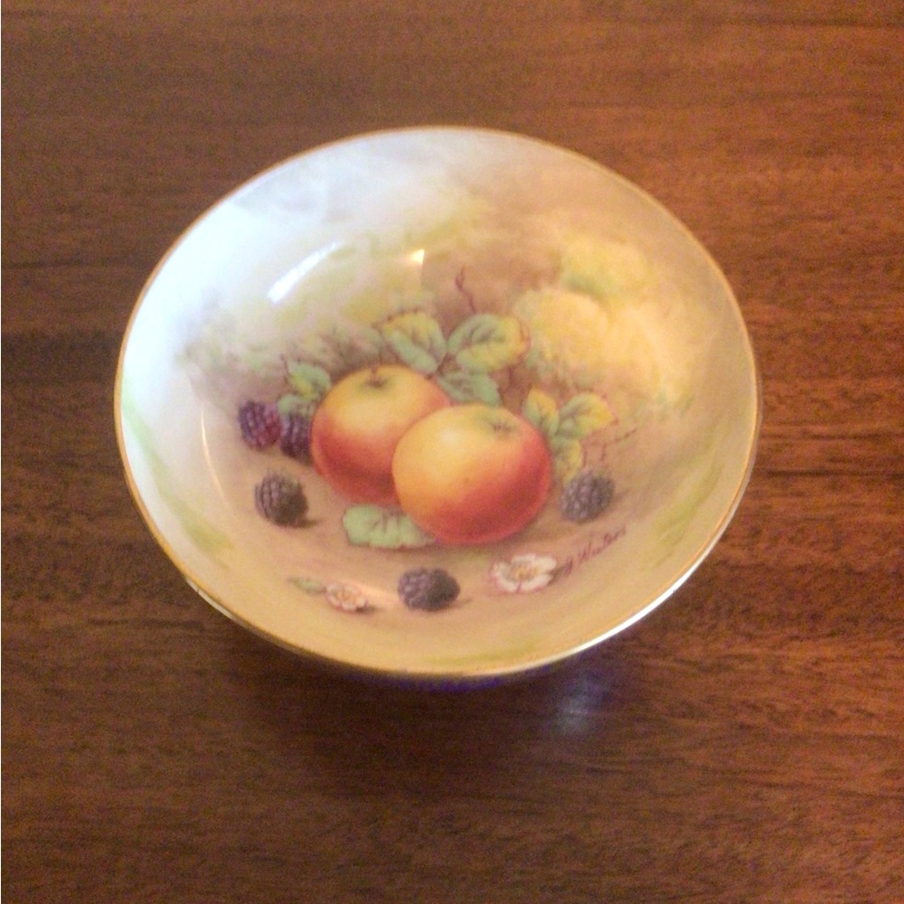Paragon Fruit Motif Decorative Bowl